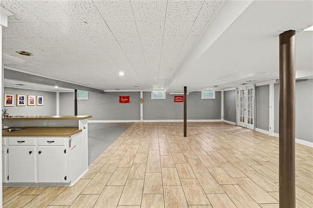 3518 W 100th Terrace, Leawood, KS 66206