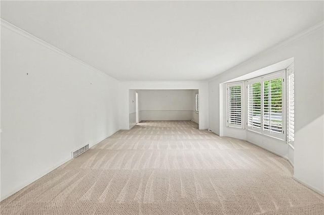 3518 W 100th Terrace, Leawood, KS 66206