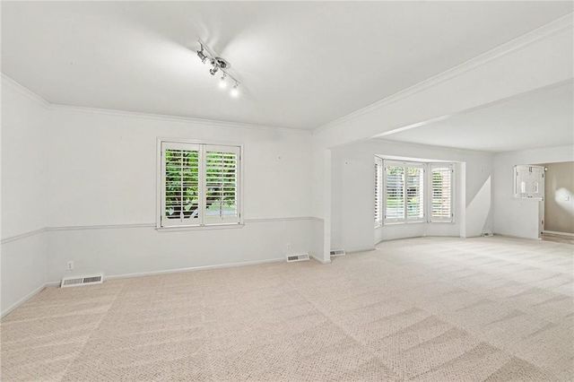 3518 W 100th Terrace, Leawood, KS 66206