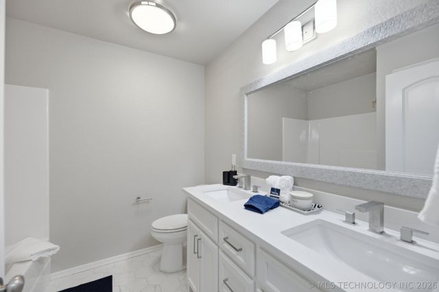 20109 E 37th Place S, Broken Arrow, OK 74014