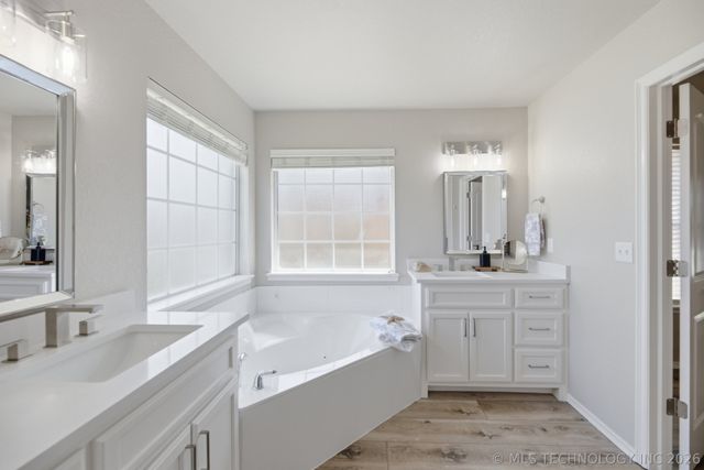 20109 E 37th Place S, Broken Arrow, OK 74014