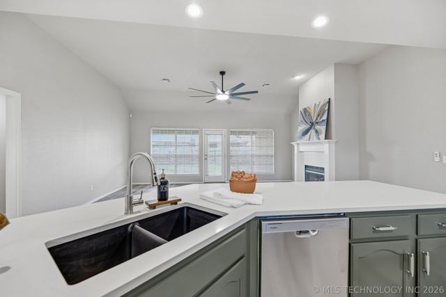 20109 E 37th Place S, Broken Arrow, OK 74014