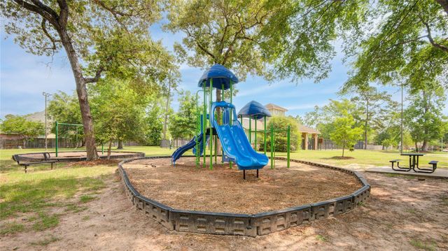 2001 Lulach Court, Conroe, TX 77301