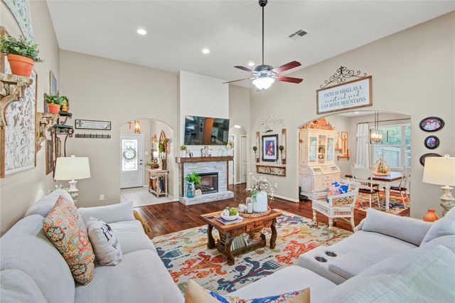 2001 Lulach Court, Conroe, TX 77301