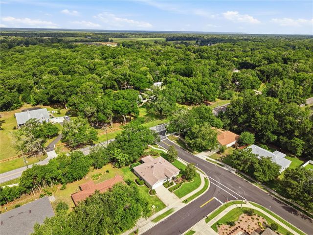 712 CYPRESS OAK CIRCLE, Deland, FL 32720