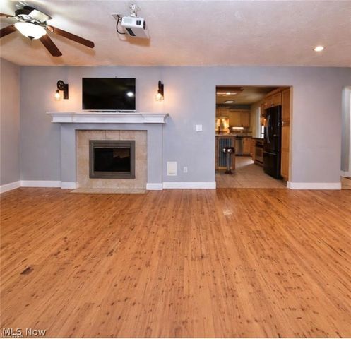 8803 Evergreen Drive, Mentor, OH 44060