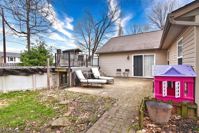 8803 Evergreen Drive, Mentor, OH 44060