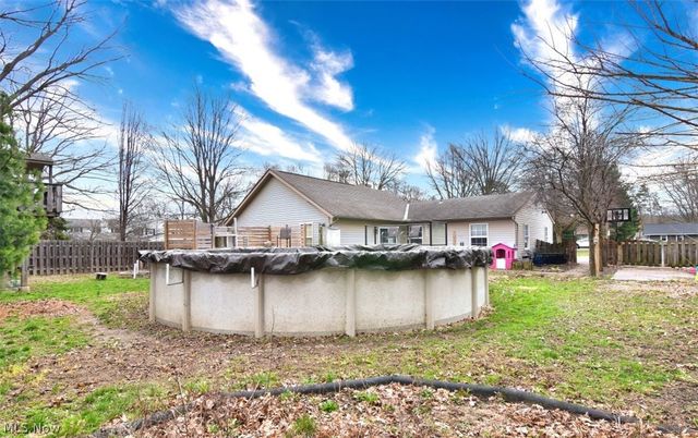 8803 Evergreen Drive, Mentor, OH 44060