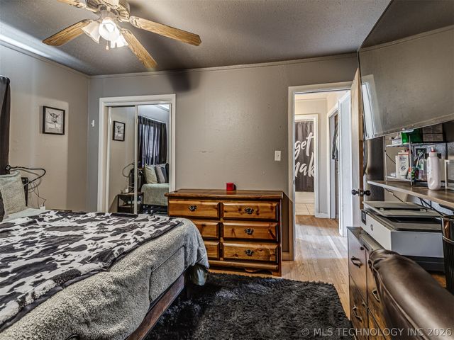 1024 N Main Street, Sand Springs, OK 74063