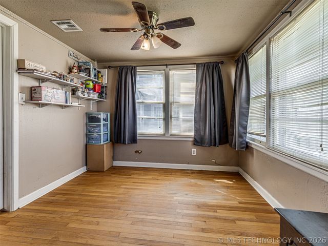 1024 N Main Street, Sand Springs, OK 74063