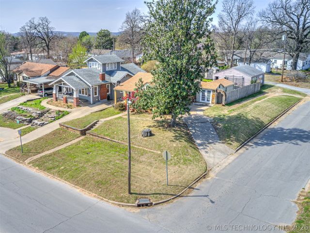 1024 N Main Street, Sand Springs, OK 74063