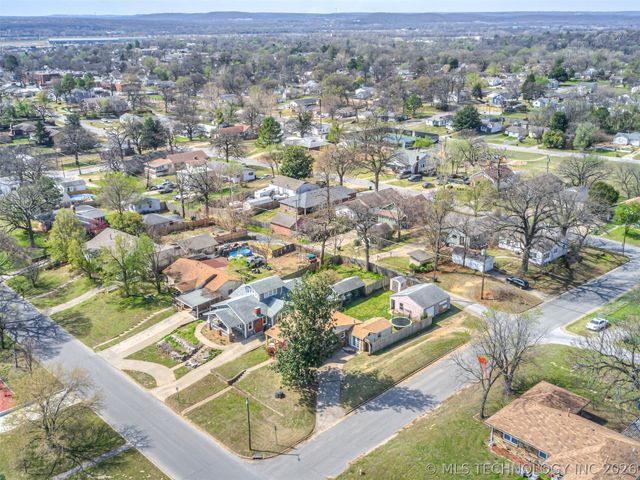 1024 N Main Street, Sand Springs, OK 74063