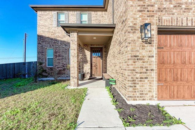 1721 Foxglove CIR, Lockhart, TX 78644
