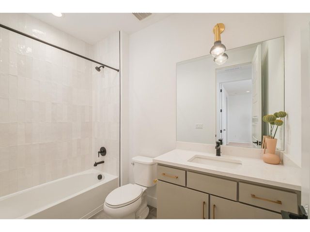 1158 Brotherton Pt, Castle Rock, CO 80104