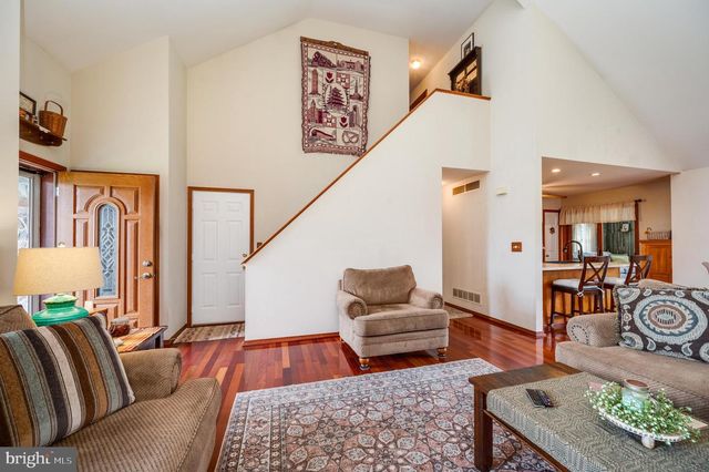 128 HILL RD, Blandon, PA 19510