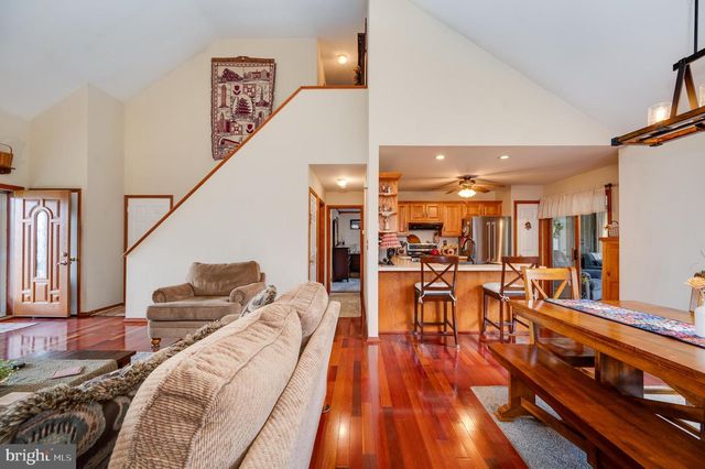 128 HILL RD, Blandon, PA 19510