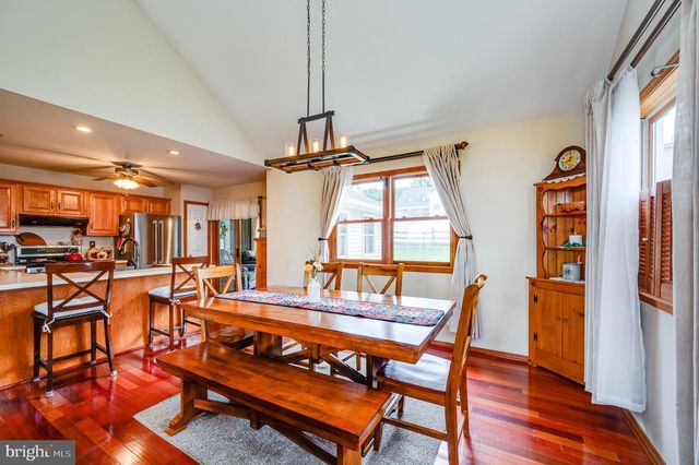 128 HILL RD, Blandon, PA 19510