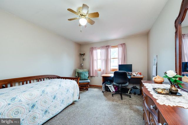 128 HILL RD, Blandon, PA 19510