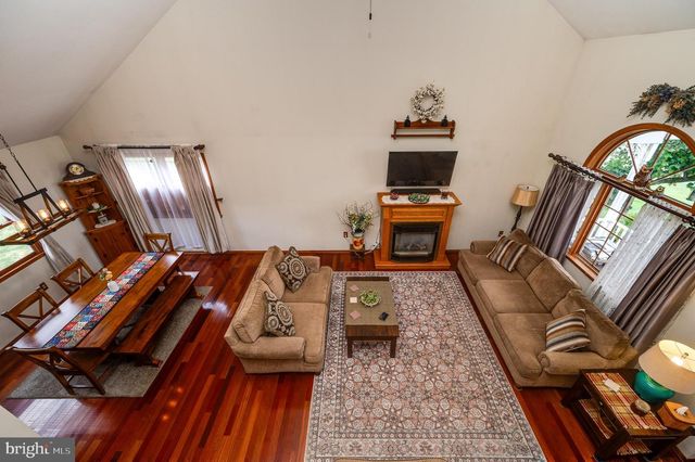 128 HILL RD, Blandon, PA 19510