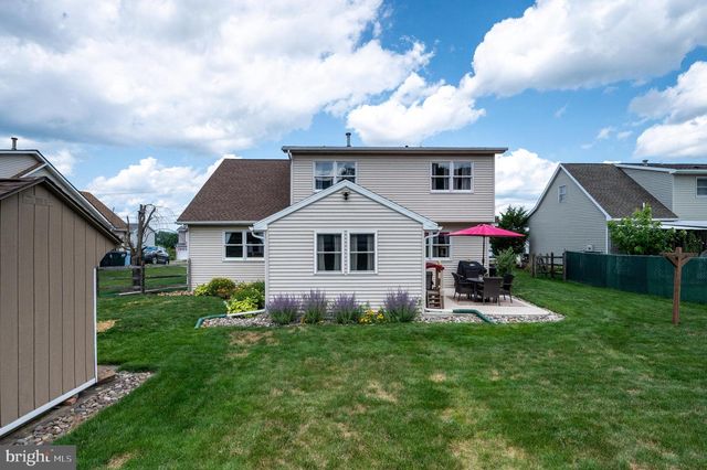 128 HILL RD, Blandon, PA 19510