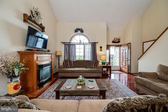 128 HILL RD, Blandon, PA 19510
