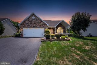 128 HILL RD, Blandon, PA 19510