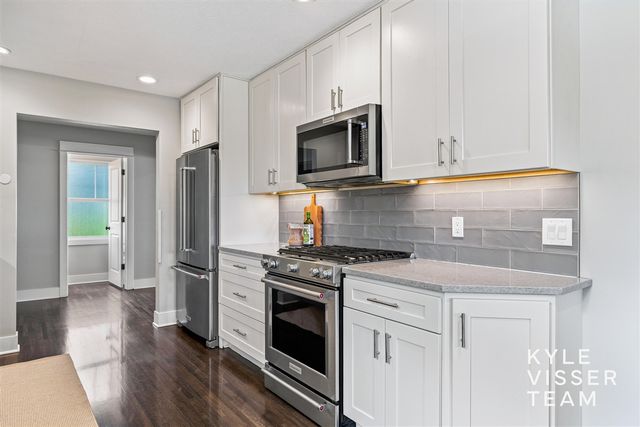 2412 Lake Drive, East Grand Rapids, MI 49506