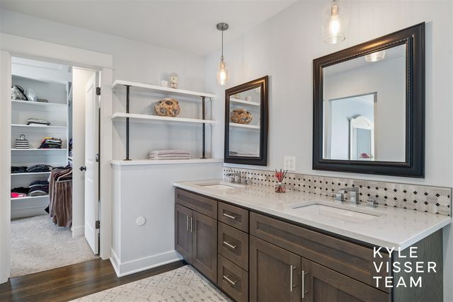 2412 Lake Drive, East Grand Rapids, MI 49506