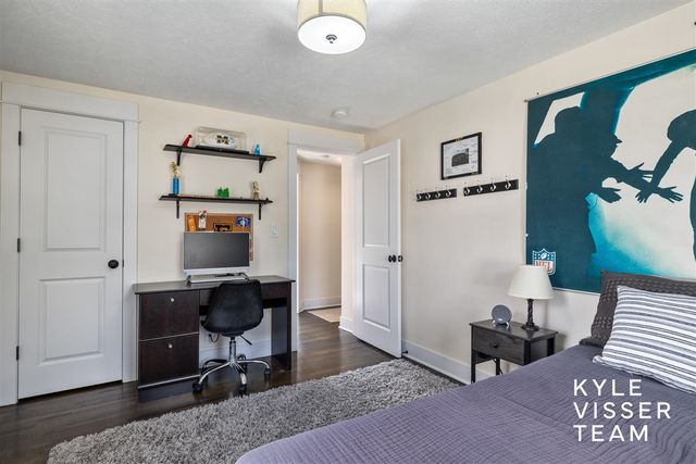 2412 Lake Drive, East Grand Rapids, MI 49506