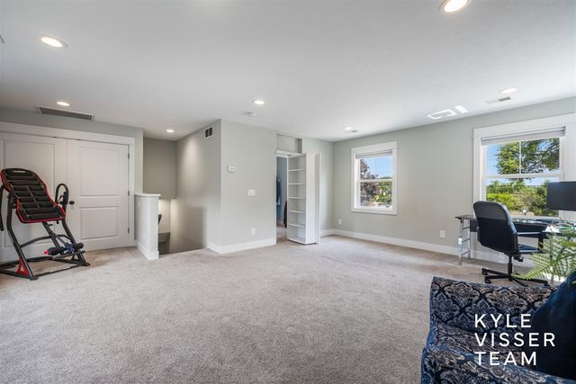 2412 Lake Drive, East Grand Rapids, MI 49506