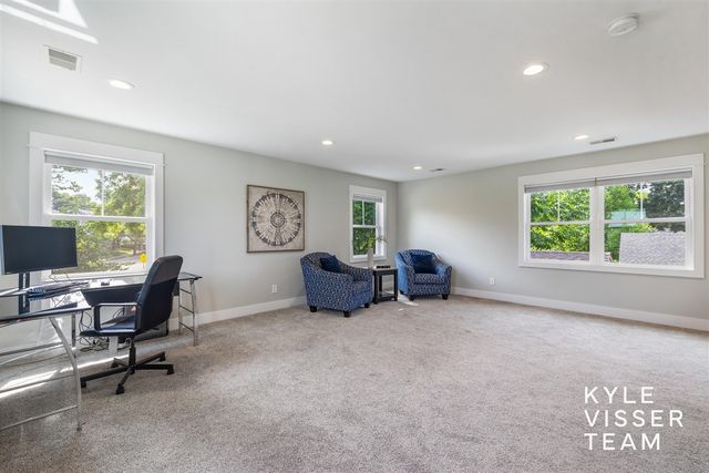 2412 Lake Drive, East Grand Rapids, MI 49506
