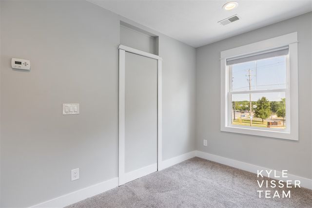 2412 Lake Drive, East Grand Rapids, MI 49506