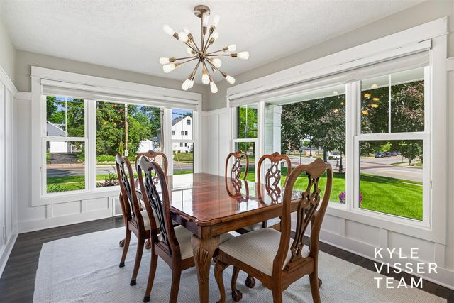 2412 Lake Drive, East Grand Rapids, MI 49506