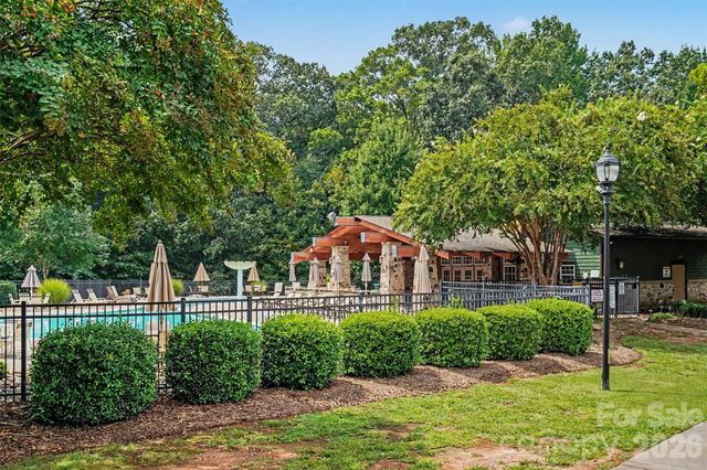 3604 Exbury Gardens Drive, Waxhaw, NC 28173