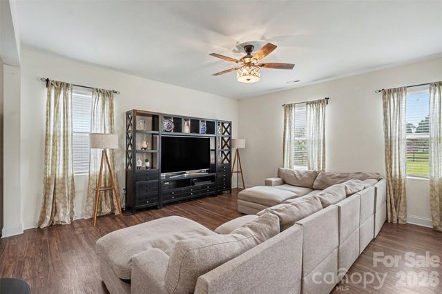 3604 Exbury Gardens Drive, Waxhaw, NC 28173