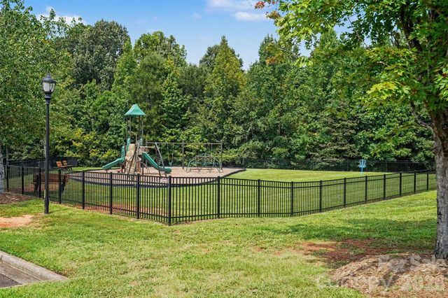 3604 Exbury Gardens Drive, Waxhaw, NC 28173