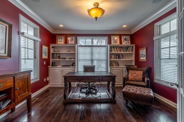 10060 E 600 S, Wolcottville, IN 46747
