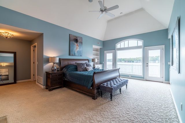 10060 E 600 S, Wolcottville, IN 46747