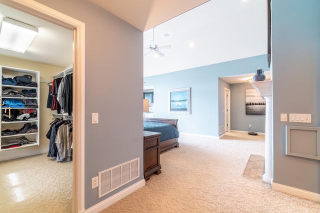 10060 E 600 S, Wolcottville, IN 46747