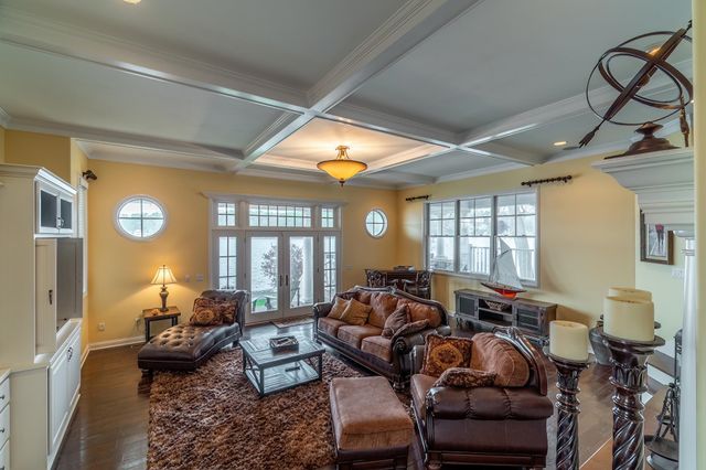 10060 E 600 S, Wolcottville, IN 46747