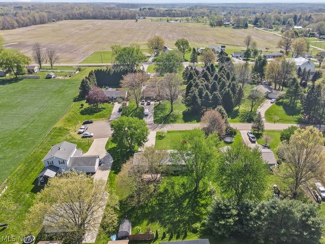 14281 Wade Drive NE, Hartville, OH 44632