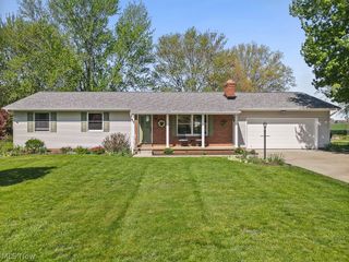 14281 Wade Drive NE, Hartville, OH 44632