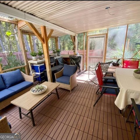 500 Saint Helen Way, Fairburn, GA 30213
