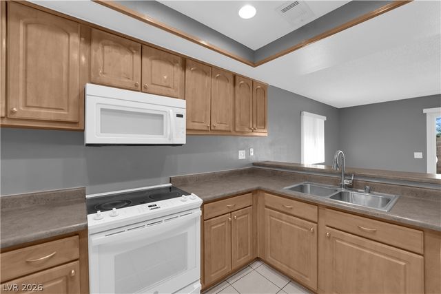 3379 Pavlo Street, Las Vegas, NV 89121