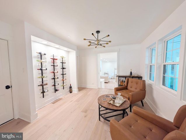101 W OAK AVE, Moorestown, NJ 08057