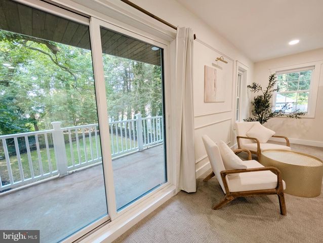101 W OAK AVE, Moorestown, NJ 08057