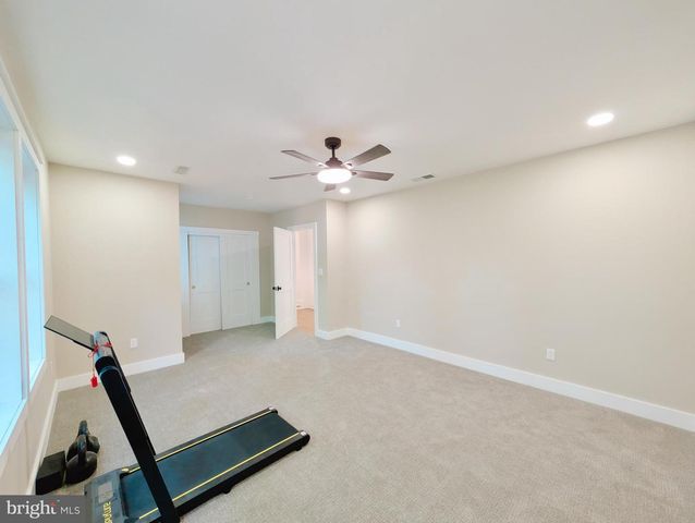 101 W OAK AVE, Moorestown, NJ 08057