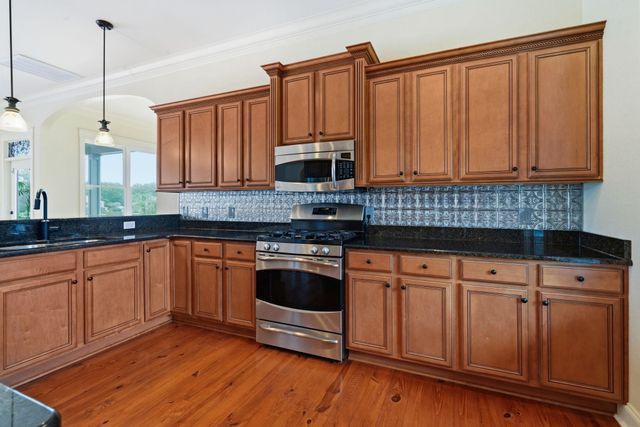 286 Eagle Pass Dr., Murrells Inlet, SC 29576
