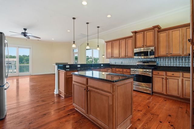 286 Eagle Pass Dr., Murrells Inlet, SC 29576