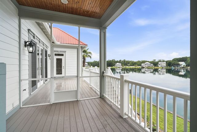 286 Eagle Pass Dr., Murrells Inlet, SC 29576